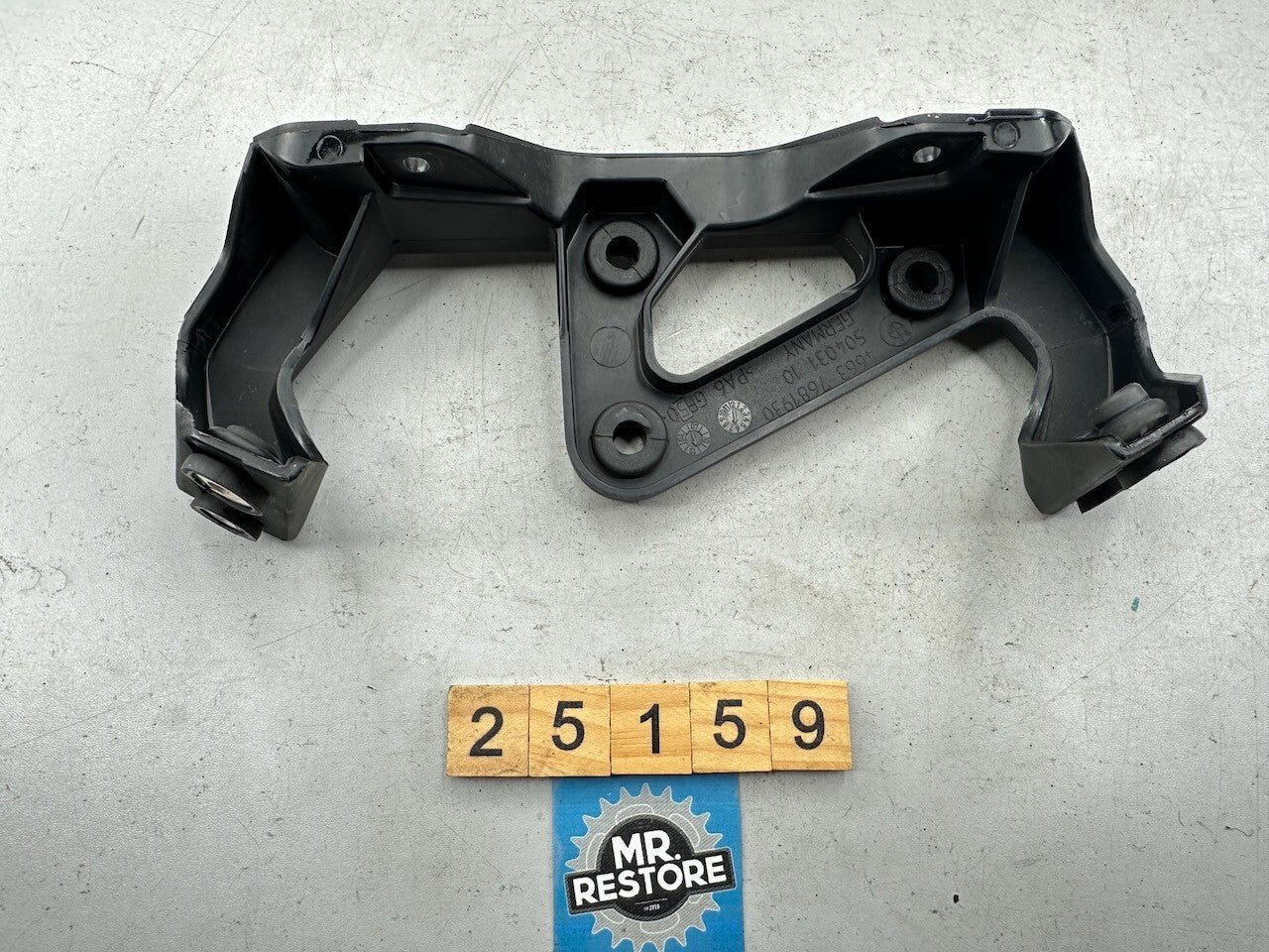 BMW K1300R '07-15' K1200R '04-08' Instrument Cluster Meters Bracket 46637681930