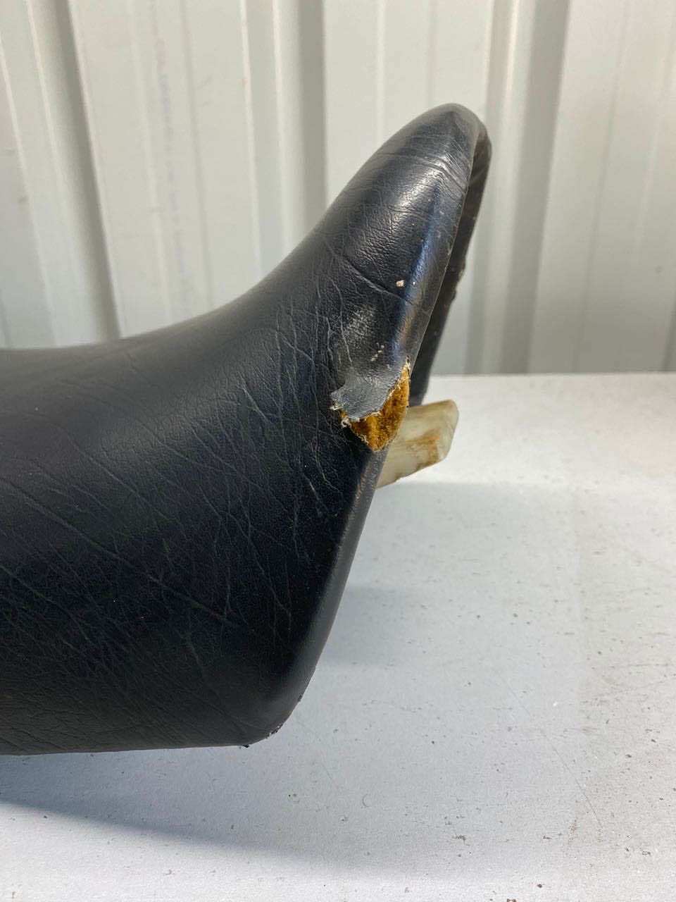 Yamaha SRX250 Seat, Lock & Latch- (No key for lock)