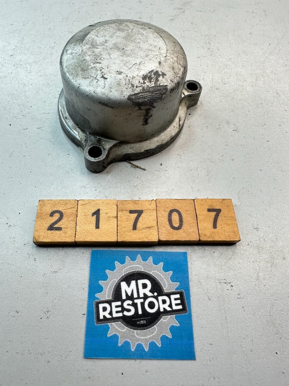 Yamaha XZ550 Oil Element Filter Cover 11H-13447