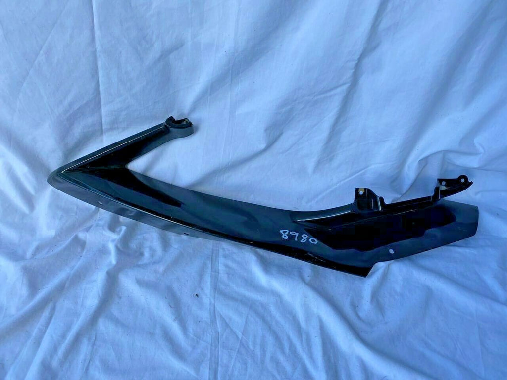 Yamaha R1 YZF 07-08 L/H Mid Fairing Trim 4C8-2117V-00