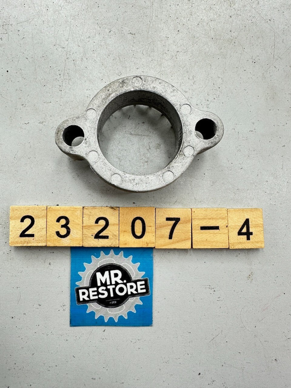 Suzuki GSXR750 GSX550 GSX500 OEM Exhaust Ring Nut Flange Joint Clamp 14182-31302