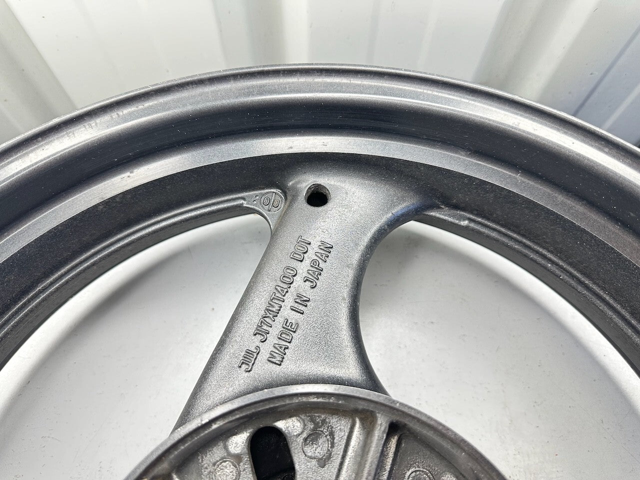 Suzuki GSF250 Bandit Rear Wheel 17x4.00 BJZ