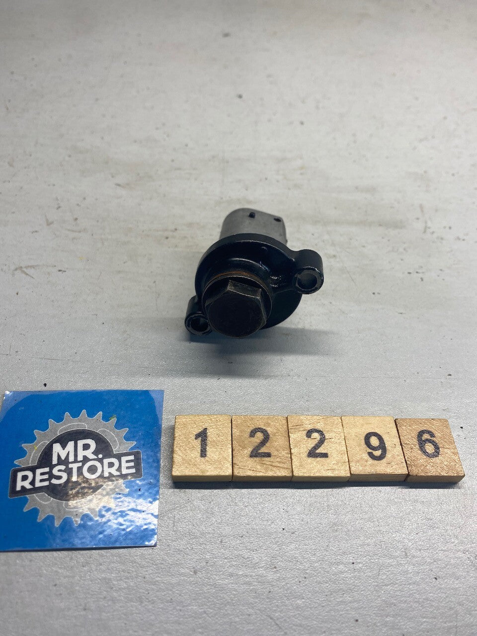 Yamaha XT500 XT550 XT600 TT600 Cam Chain Tensioner OEM - 34K-12210