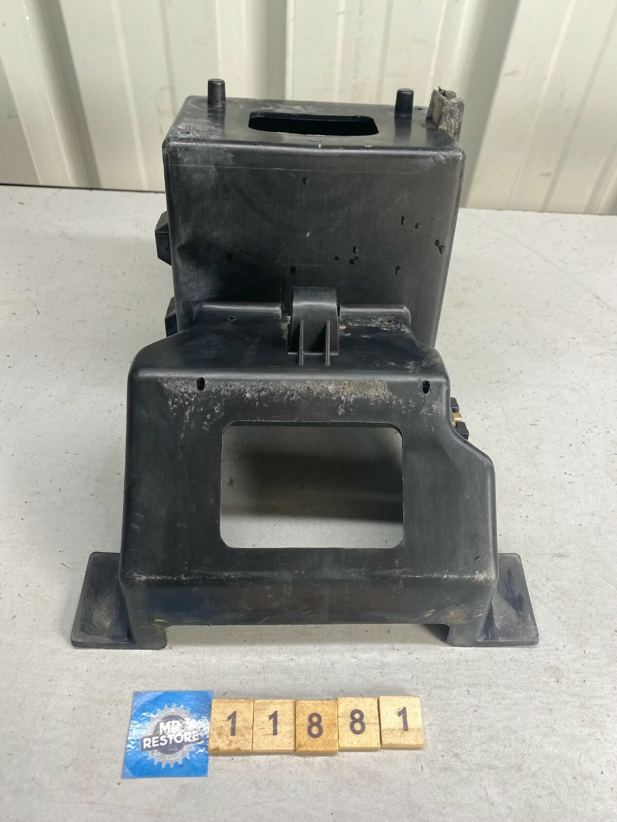 Kawasaki GPZ1000RX Battery Box 32097-1116
