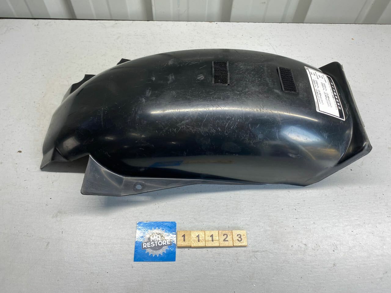 Yamaha FJ1200 FJ1100 FZ750 Rear Under Fender 36Y-2162