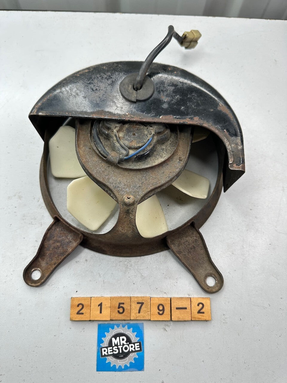 Kawasaki GPZ900R GPZ750R Radiator Cooling Fan 59502-1053 (tested)