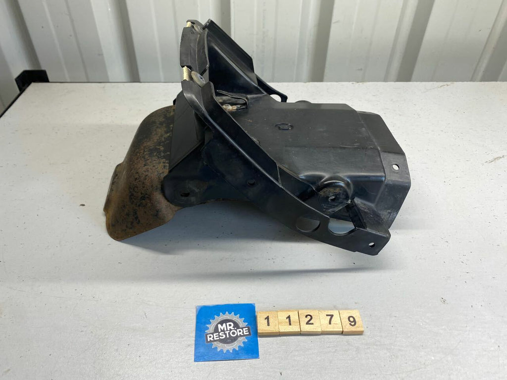 Suzuki GSX250FW Rear Fender Guard 63117-38400