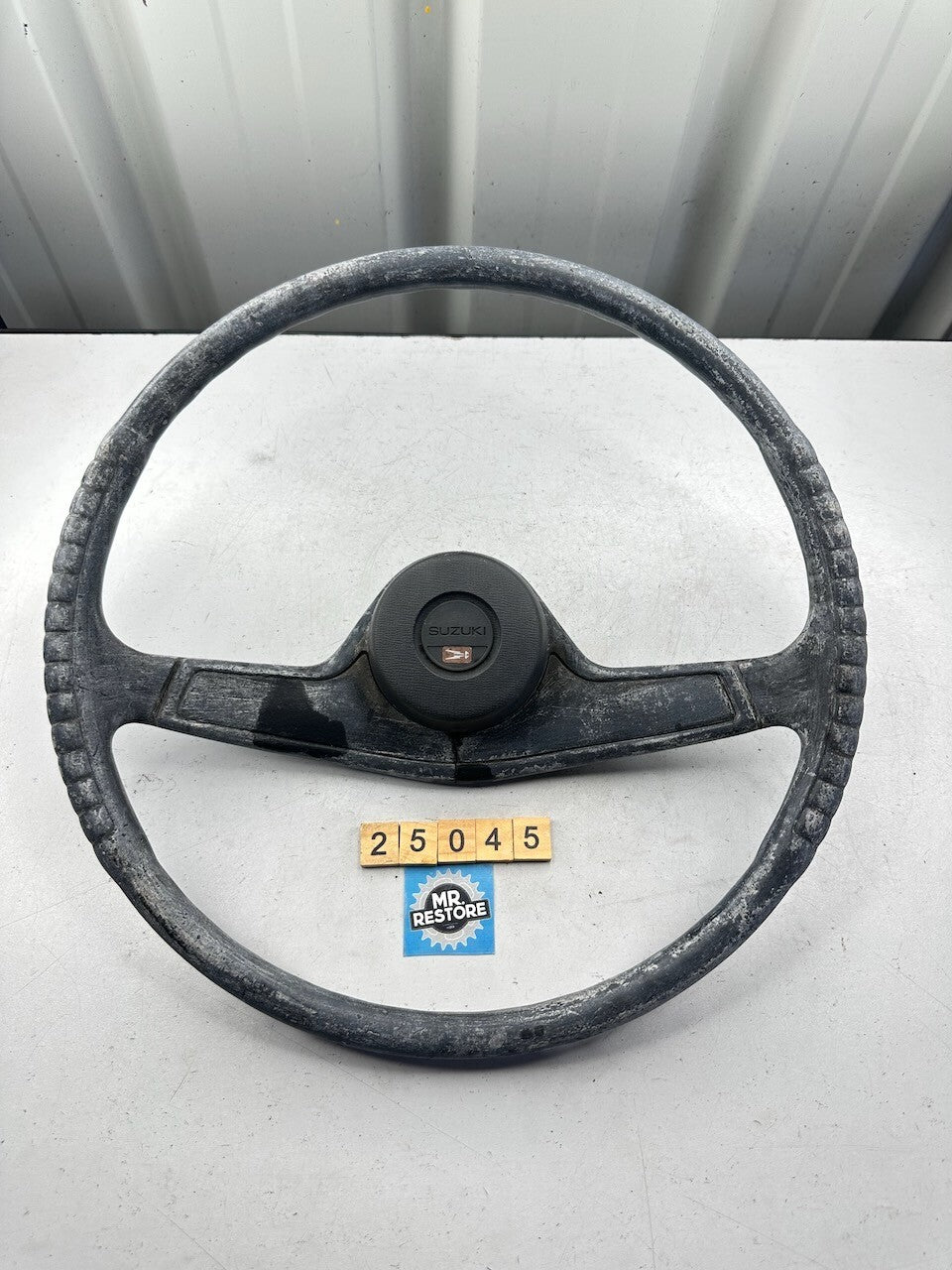 Suzuki LJ50 Original Steering Wheel & Centre Pad