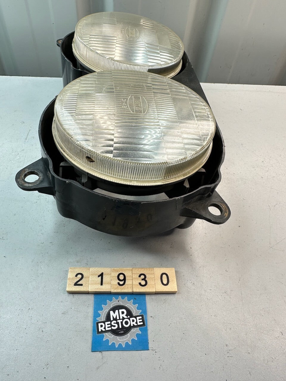 Yamaha FZR250 2KR OEM Headlights