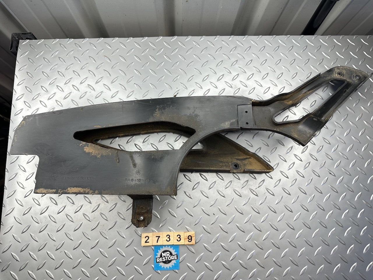 BMW F650GS '99-07' G650GS '08-15' Chain Case Guard Wheel Cover Bracket