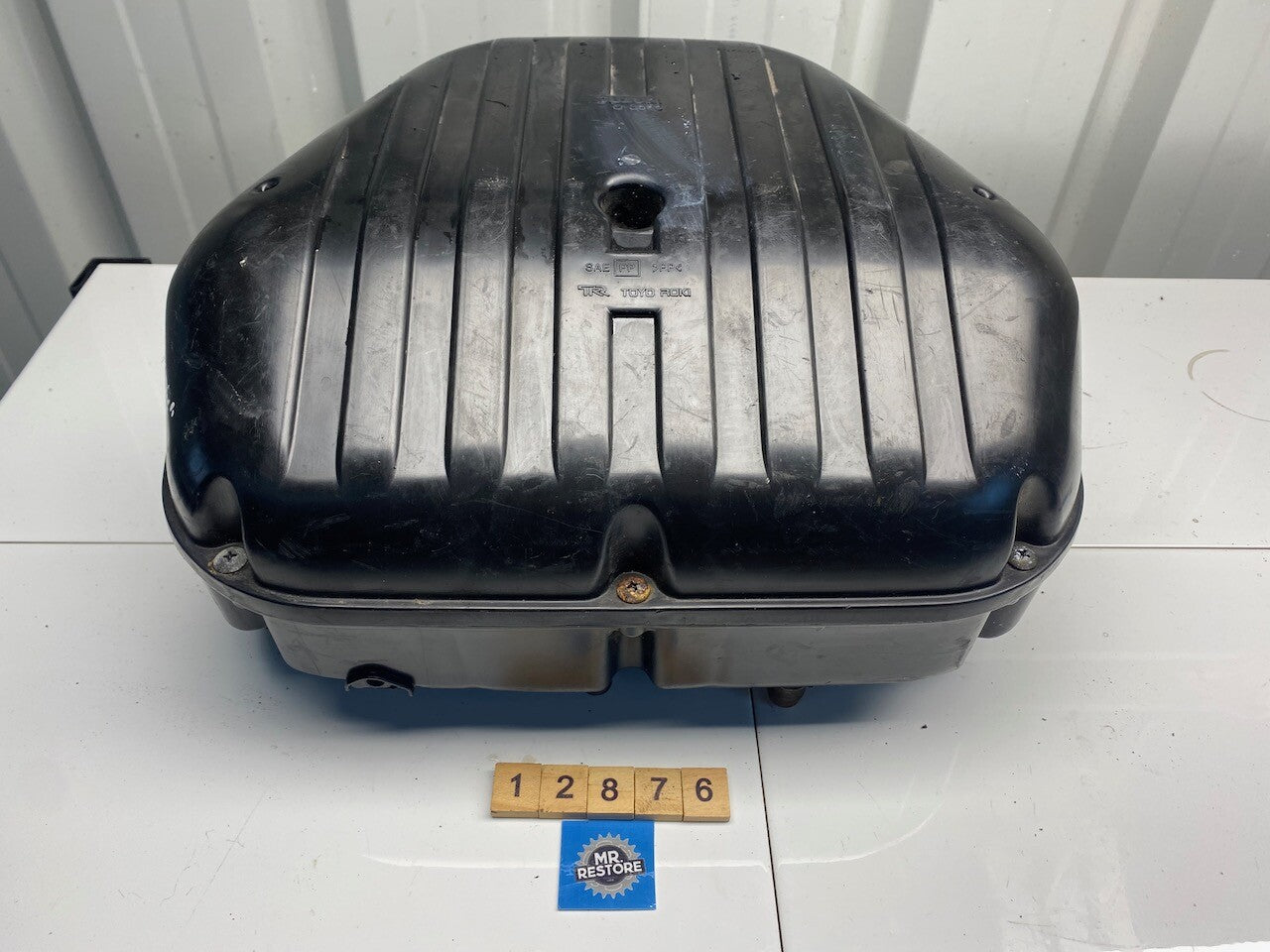 Suzuki GSXR1000 Air Box Air Cleaner 13700-40F00