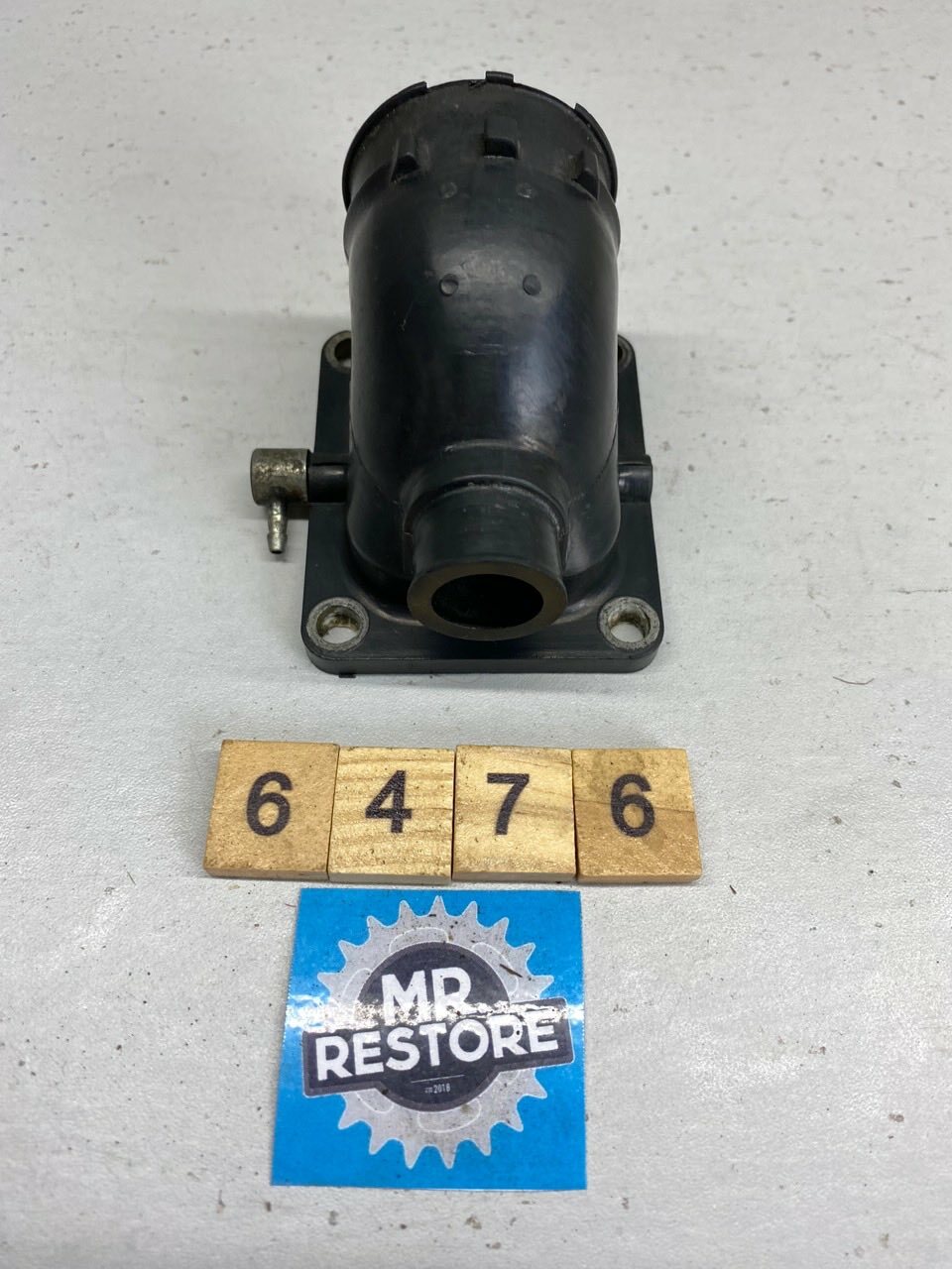 Yamaha RD500LC RZ500 RZV500R Intake Manifold OEM 47X-13555 47X-13565 