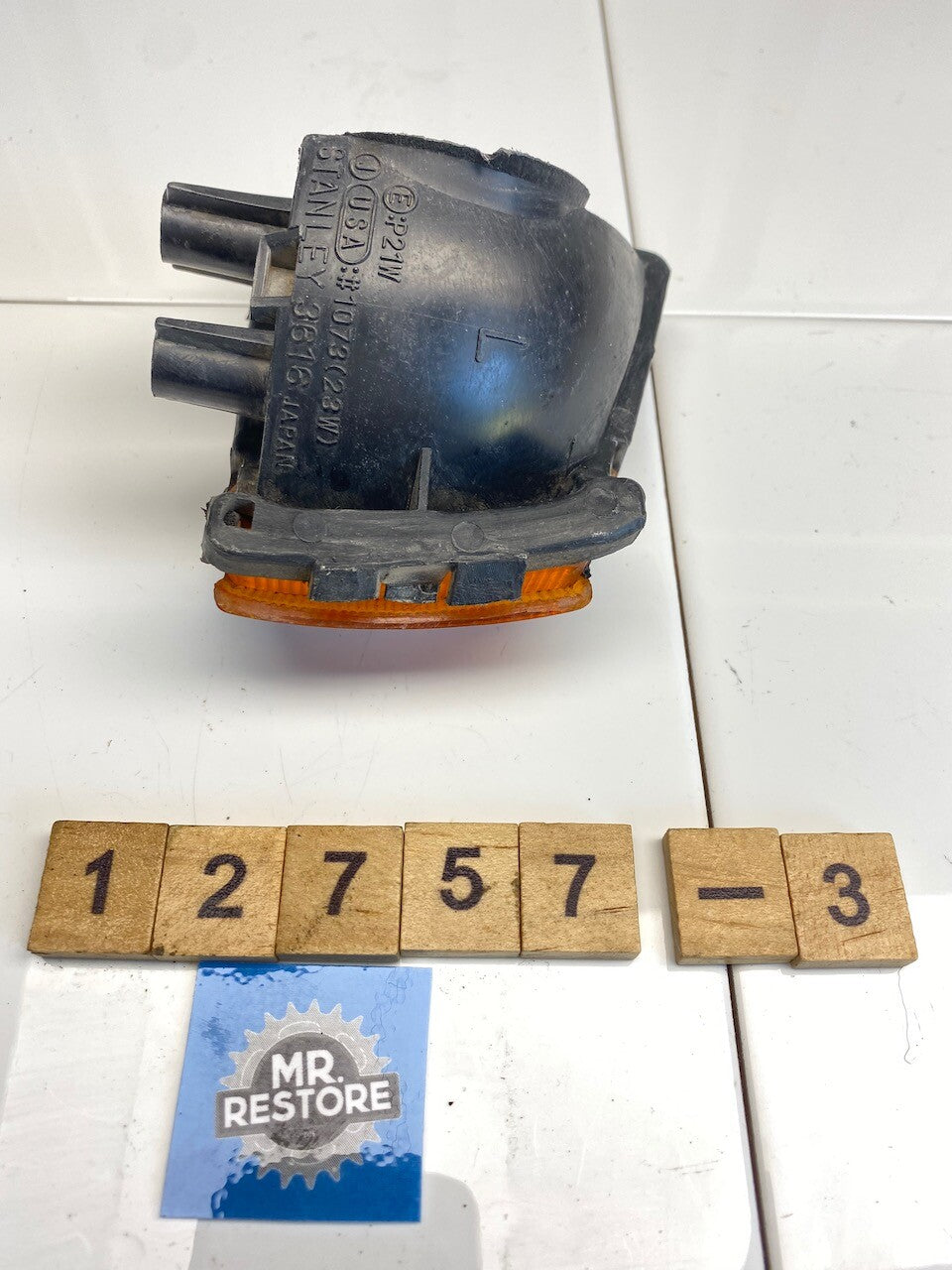 Kawasaki ZX10R ZX1000 L/H Rear Indicator with OEM Lens
