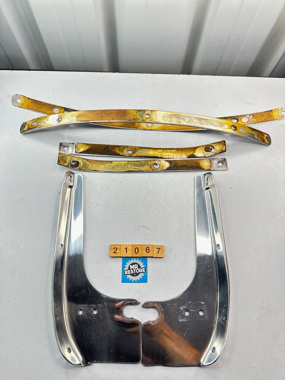 Harley Davidson Road King Screen Windshield Brackets