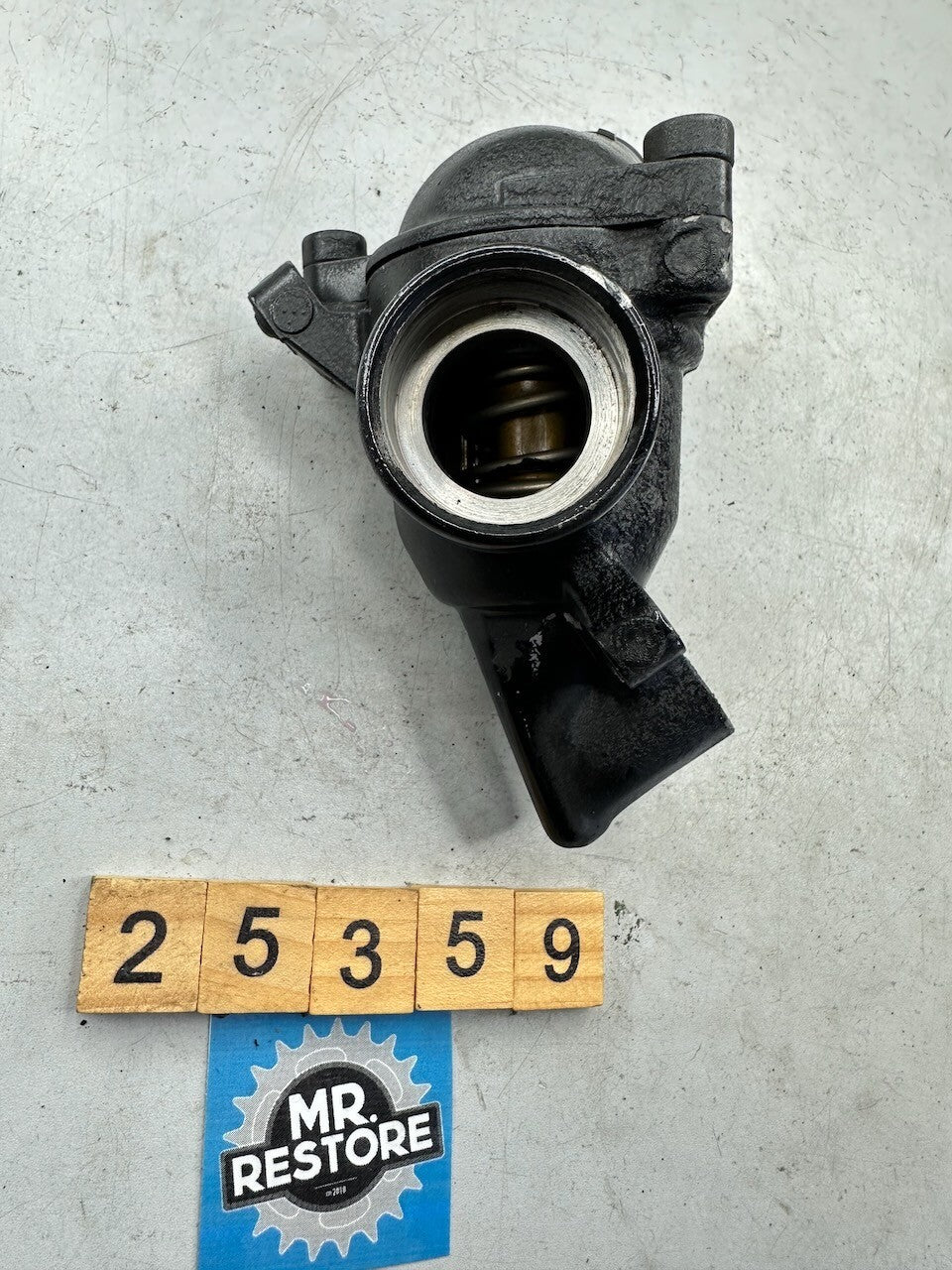 Yamaha V-Max 1200 VMX12 '85-95' XVZ1300 Thermostat Housing & Cover 26H-12417