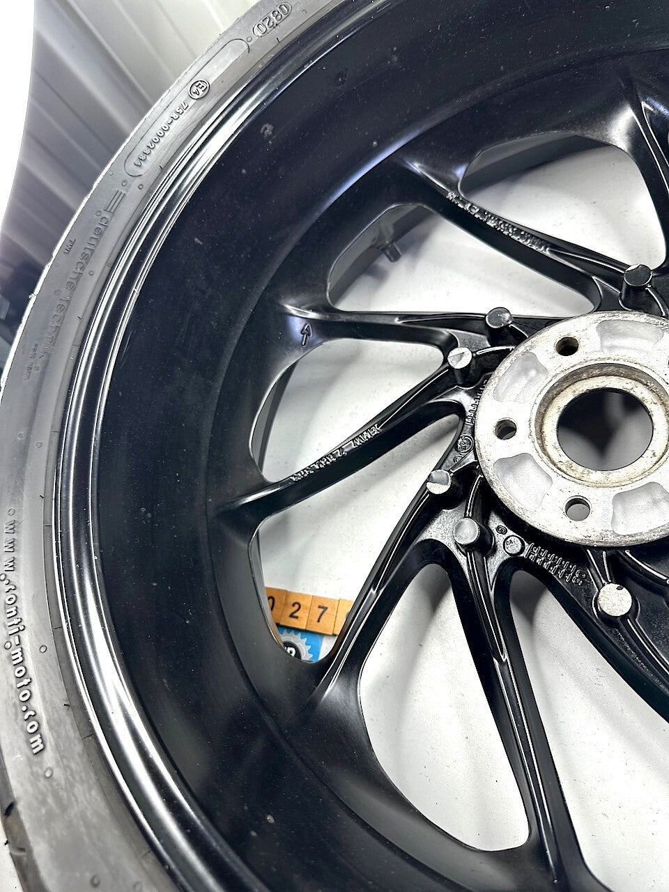 BMW F800S Rear Wheel With Good Condition Continental Tyre Fitted 7589363