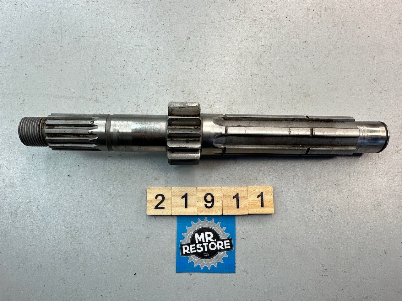 Kawasaki GPZ1100 Z1100 KZ1100 Z1000 KZ1000 Transmission Input Shaft 13127-1034