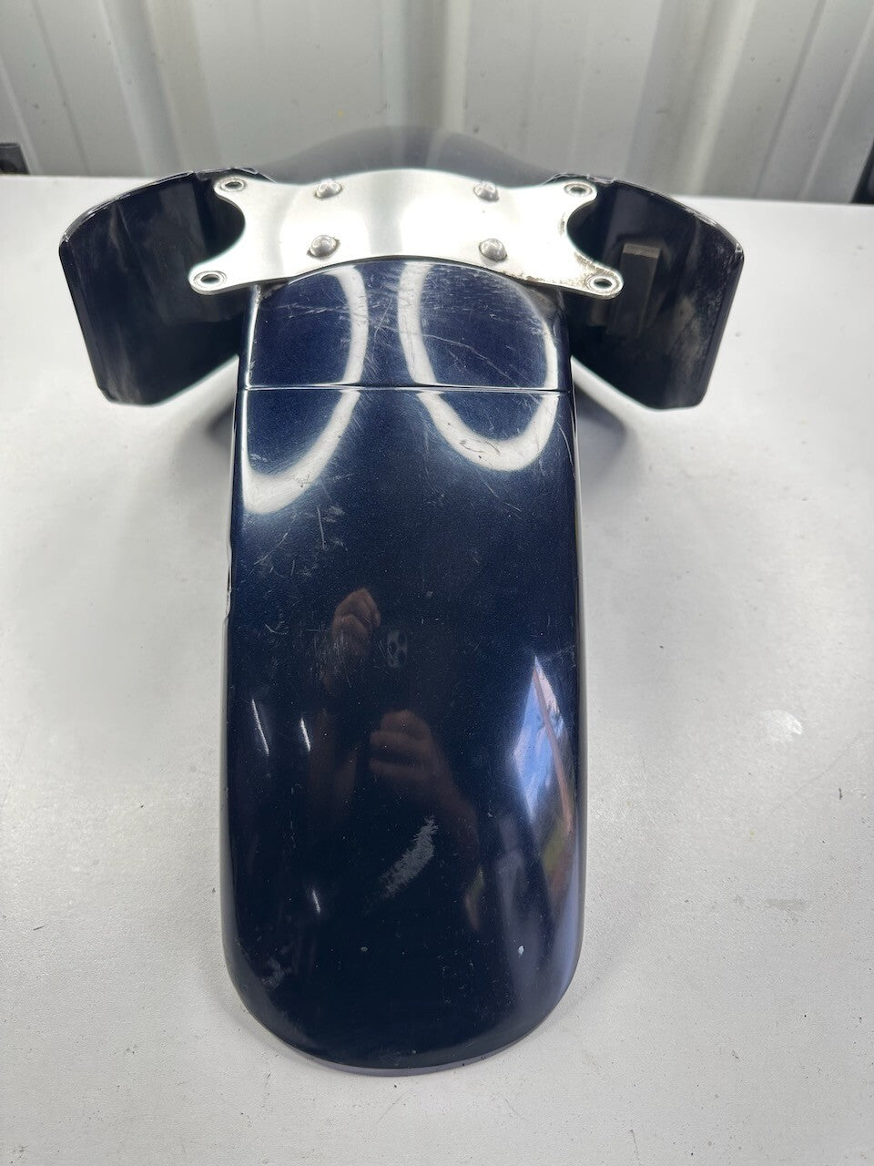 Yamaha FZR250 2KR 3LN & TZR250 Front Fender Mudguard (no cracks) 1KT-21510-00