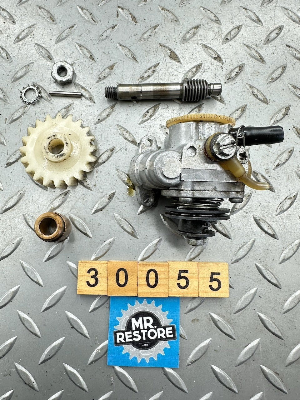 Yamaha YCS1 Oil Pump \ Shaft \ Gear & Parts