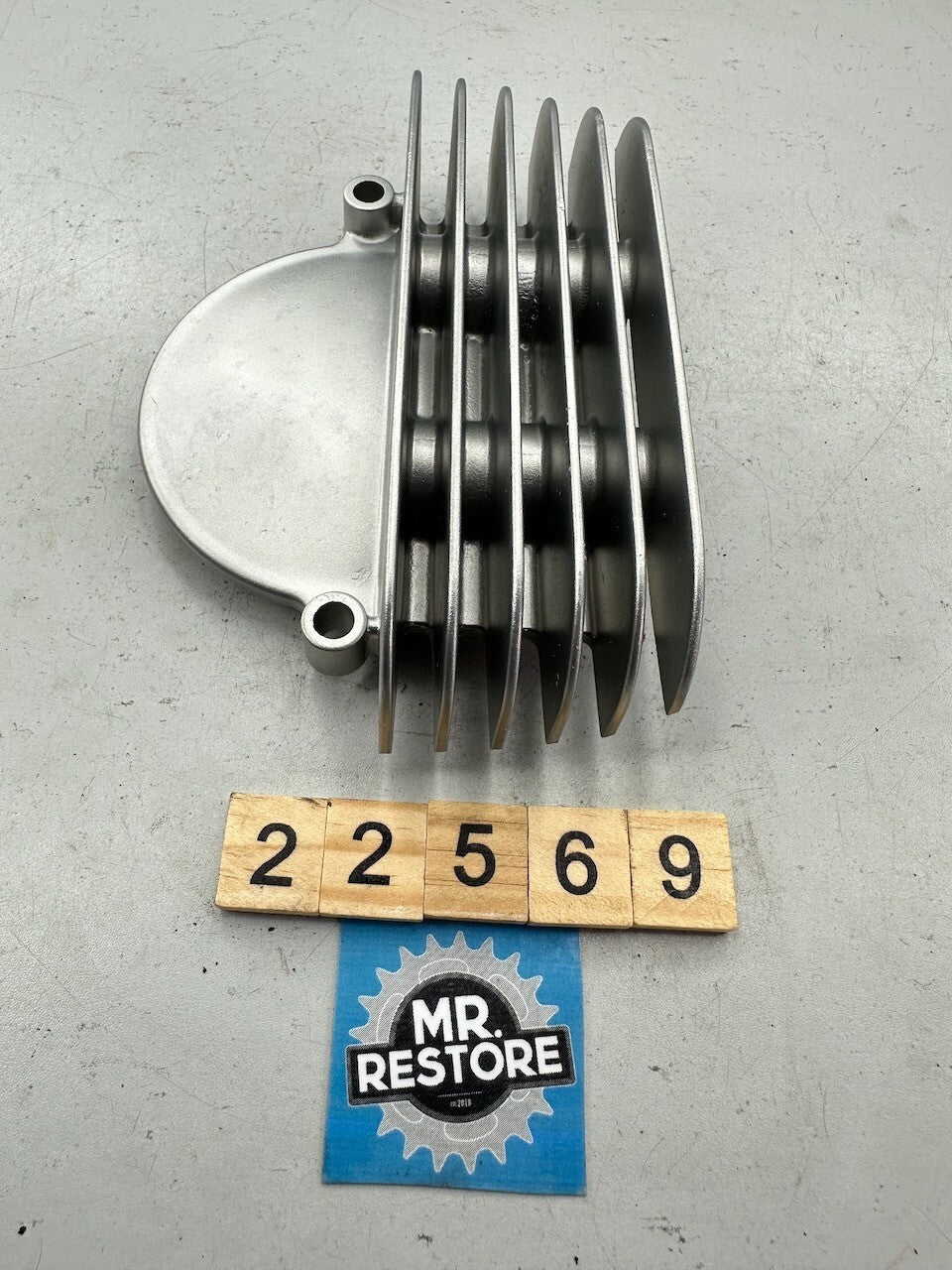 Yamaha XV250 XV240 Virago Cylinder Head Side Cover 3 - 2UJ-11185