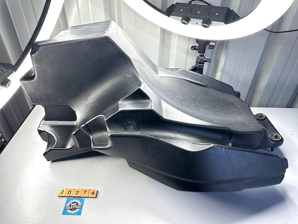 BMW F800S Fuel Tank 16117678598