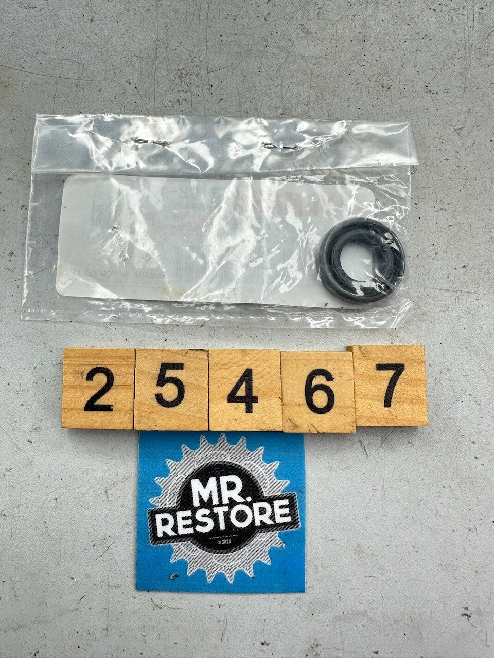 Yamaha Many Models DT RD etc. OEM Gear Shift Shaft Oil Seal 93102-12321