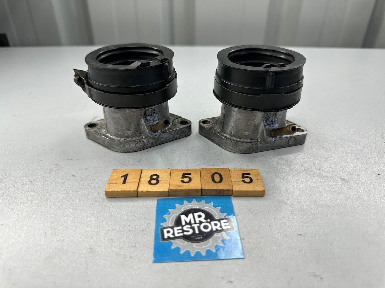 Yamaha TRX850 TDM850 XTZ750 Pair of Carburettor Joints  3LD-13586-01