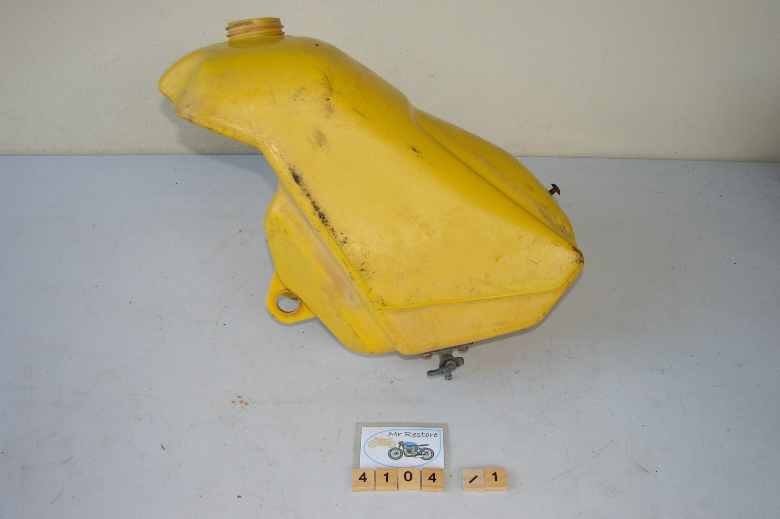 Suzuki RM125 1984- 1988 OEM Fuel Tank VMX