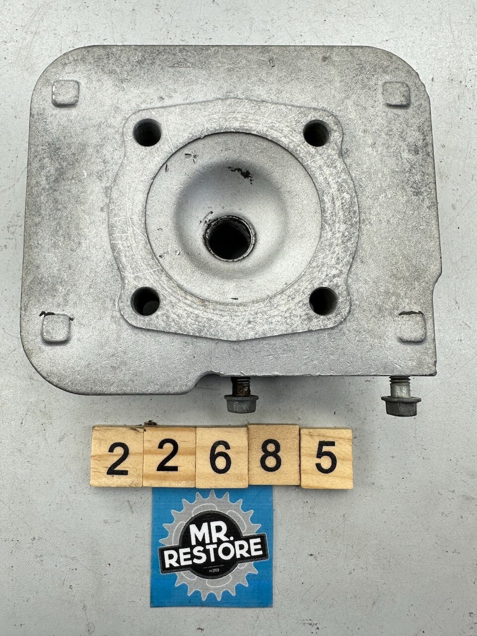 Honda NH50 NH80 Aero Lead SH75 Scoopy Cylinder Head 12201-GC8-000