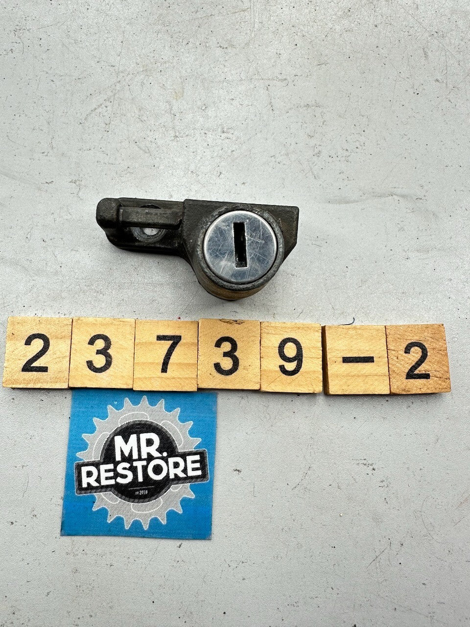 Kawasaki ZZR250 ZX750 ZX250 GPX750 GPX250 EX250 Helmet Lock (no key)