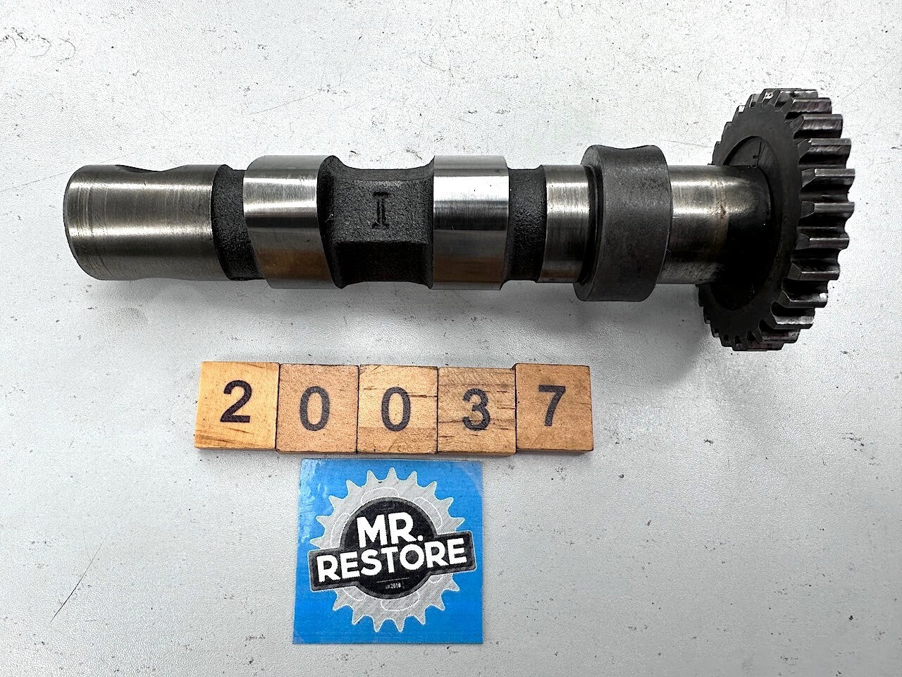Yamaha XZ550 Vision Intake Camshaft #1 & Cam Chain Sprocket