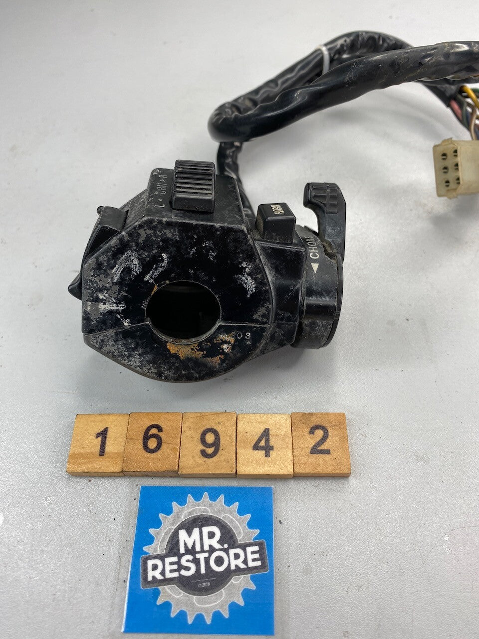 Yamaha XZ550 XS400 XS250 L/H Handlebar Switch & Choke Lever