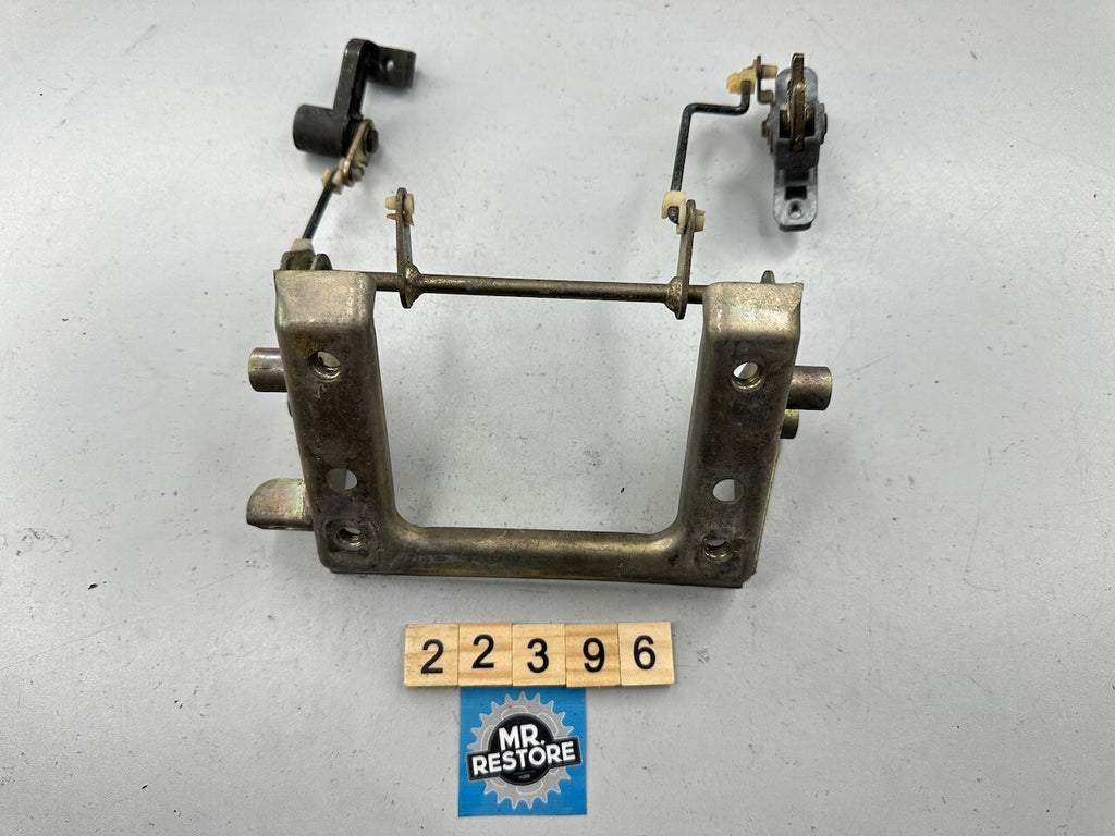 Kawasaki GPZ1000RX ZX1000 1986-88 Tail Grip Bracket, Latch & Lock (NO KEY)