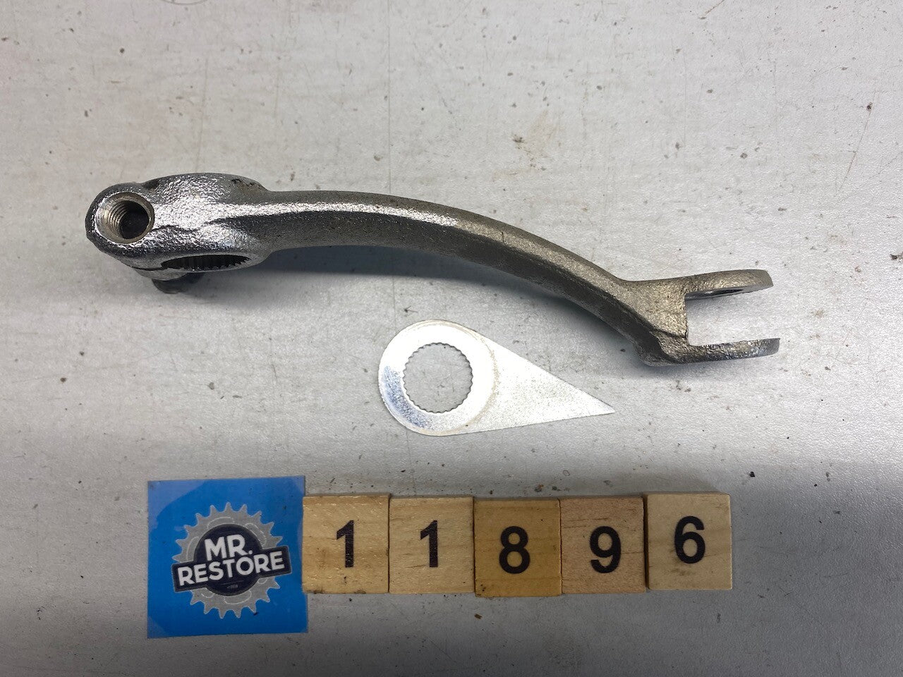 Kawasaki GT550 Rear Brake Lever Actuator, OEM (7) Bolt & Wear Guide