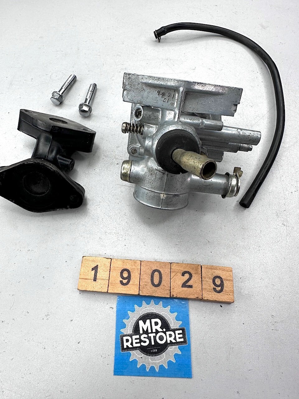 Mikuni Carburettor (for small Honda motorcycle?)