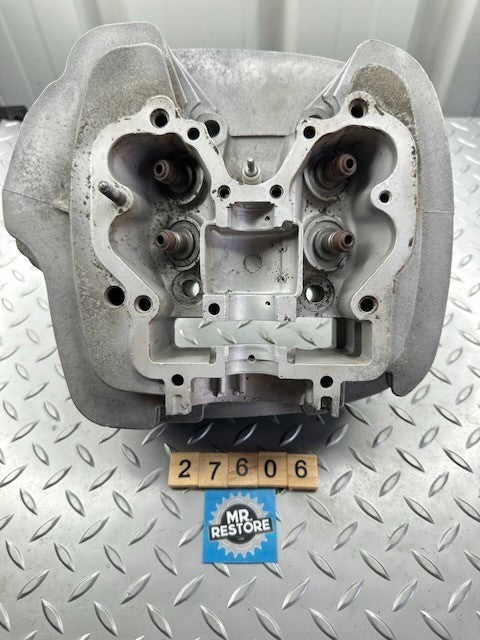 Honda XL200 XL185 XR185 Cylinder Head Cover 12000-427-305