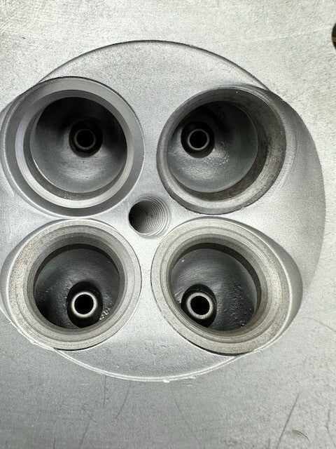 Honda XL250S 1982-83 XR250R 1982 Cylinder Head 12200-KA6-670