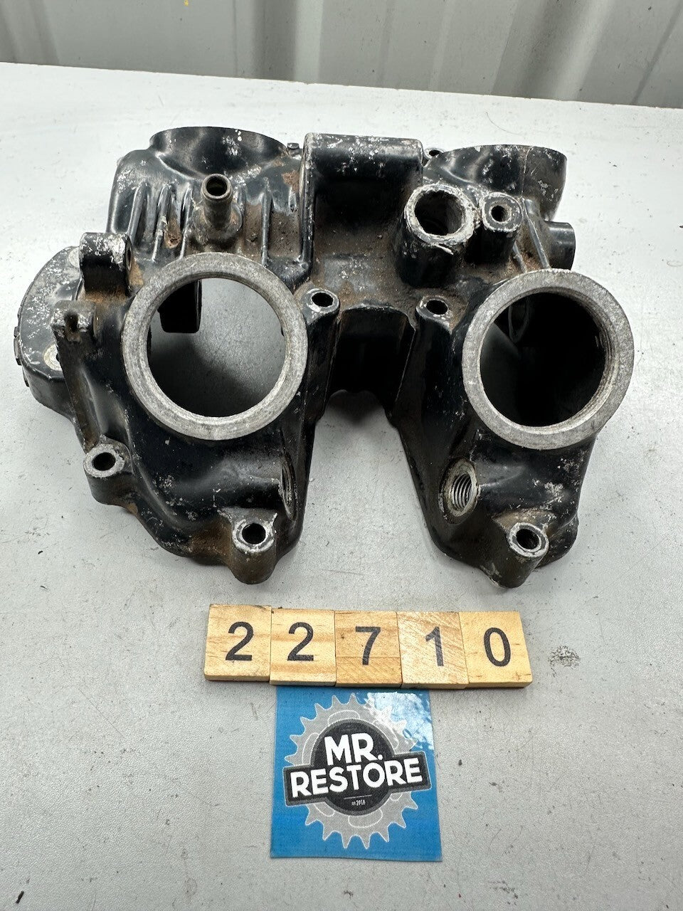 Honda XL600R Cylinder Head Rocker Cover