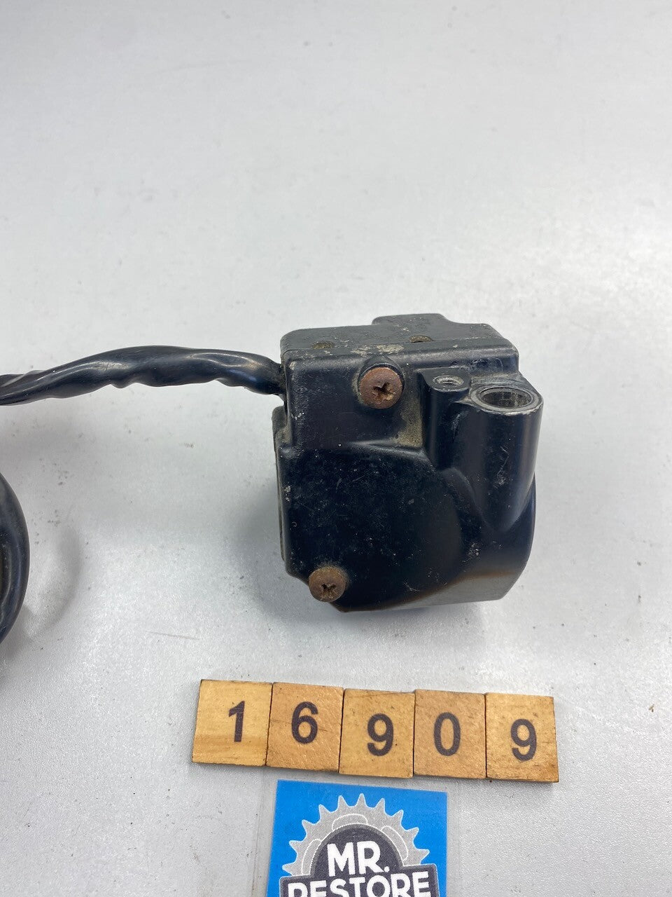 Yamaha RZ350 RZ250 RD250 RD350 YPVS R/H Handlebar Switch OEM 29L-83975-00