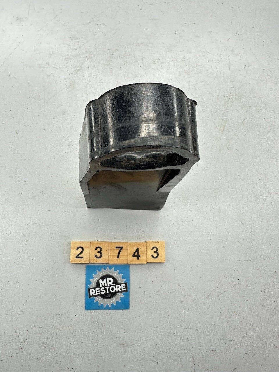 Kawasaki ZZR250 EX500 EX400 EX250 GPZ500 GPZ400 EL250 Chain Slider 55020-1218