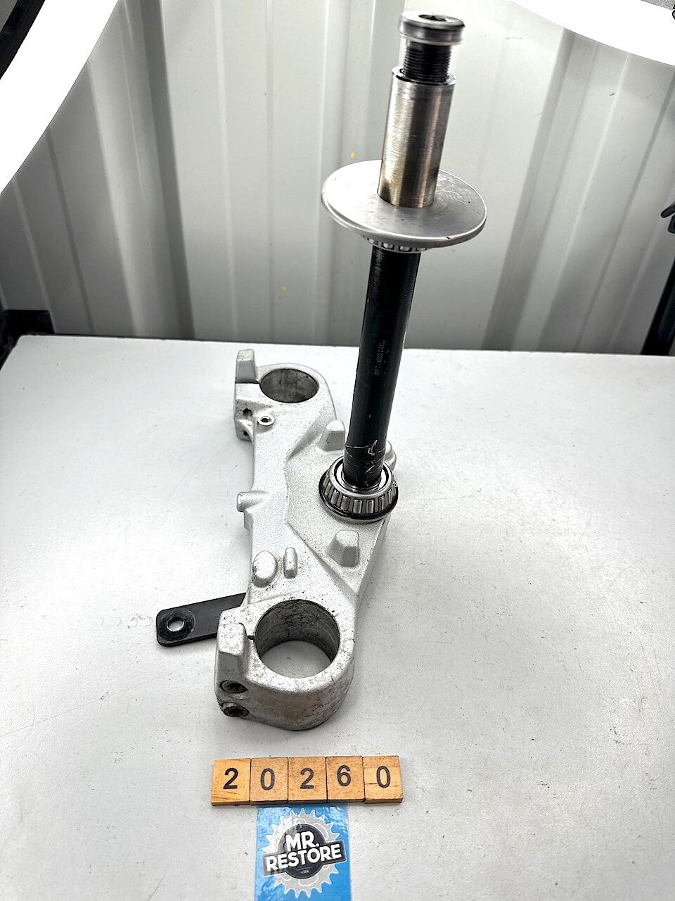 BMW F800S F800ST F800GT Lower Fork Cross Brace 31427724818  7694866