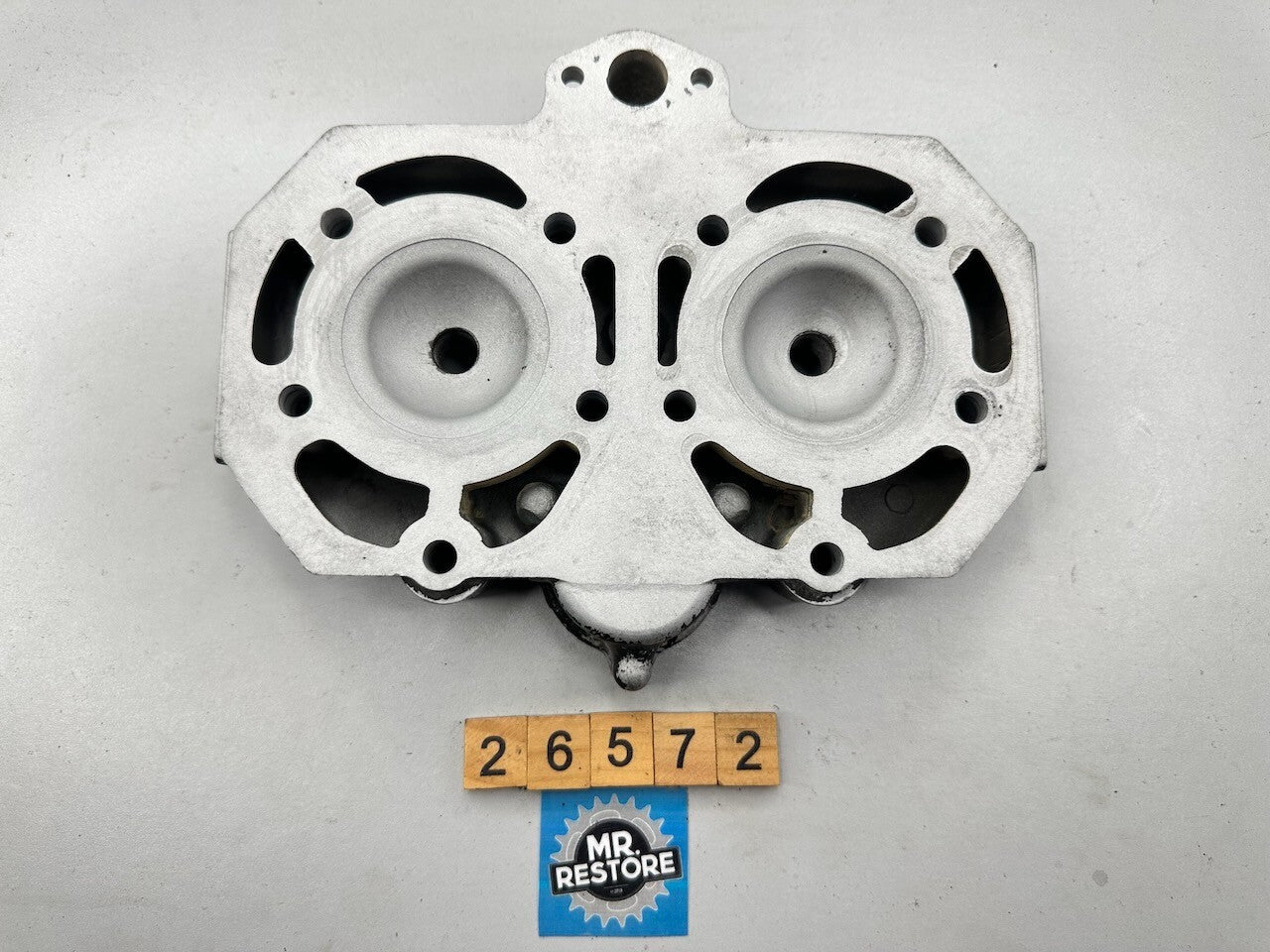 Yamaha RZ250 '1983' Cylinder Head Cover 29L-11111
