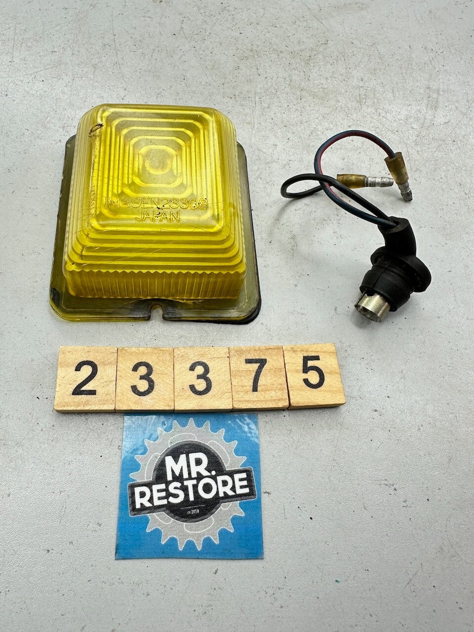 Yamaha V70 V80 V90 Front Side Marker Light & Wire Loom