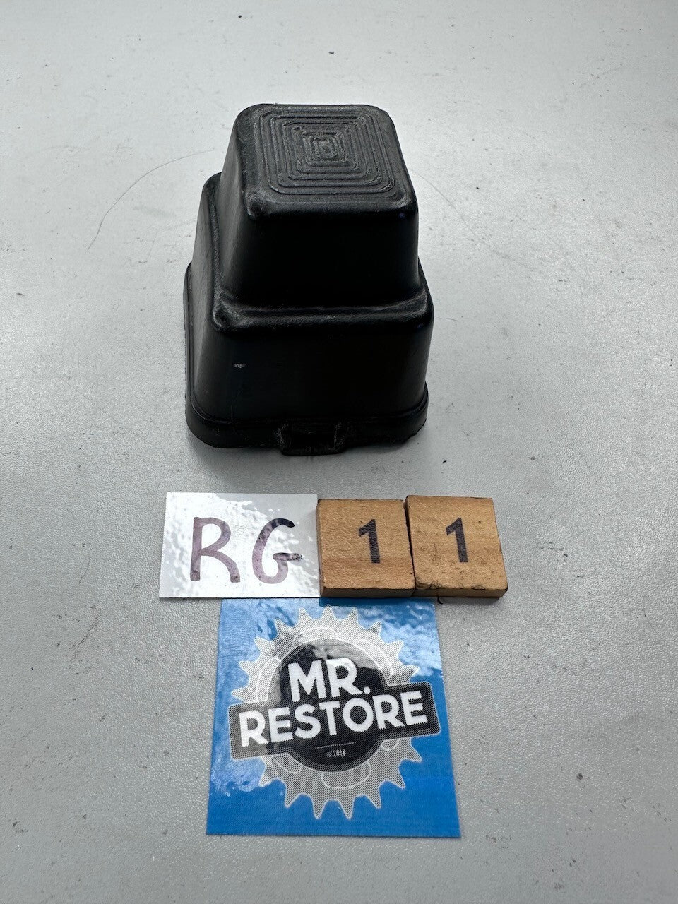 Suzuki RG500 RG400 Rear Indicator Shell