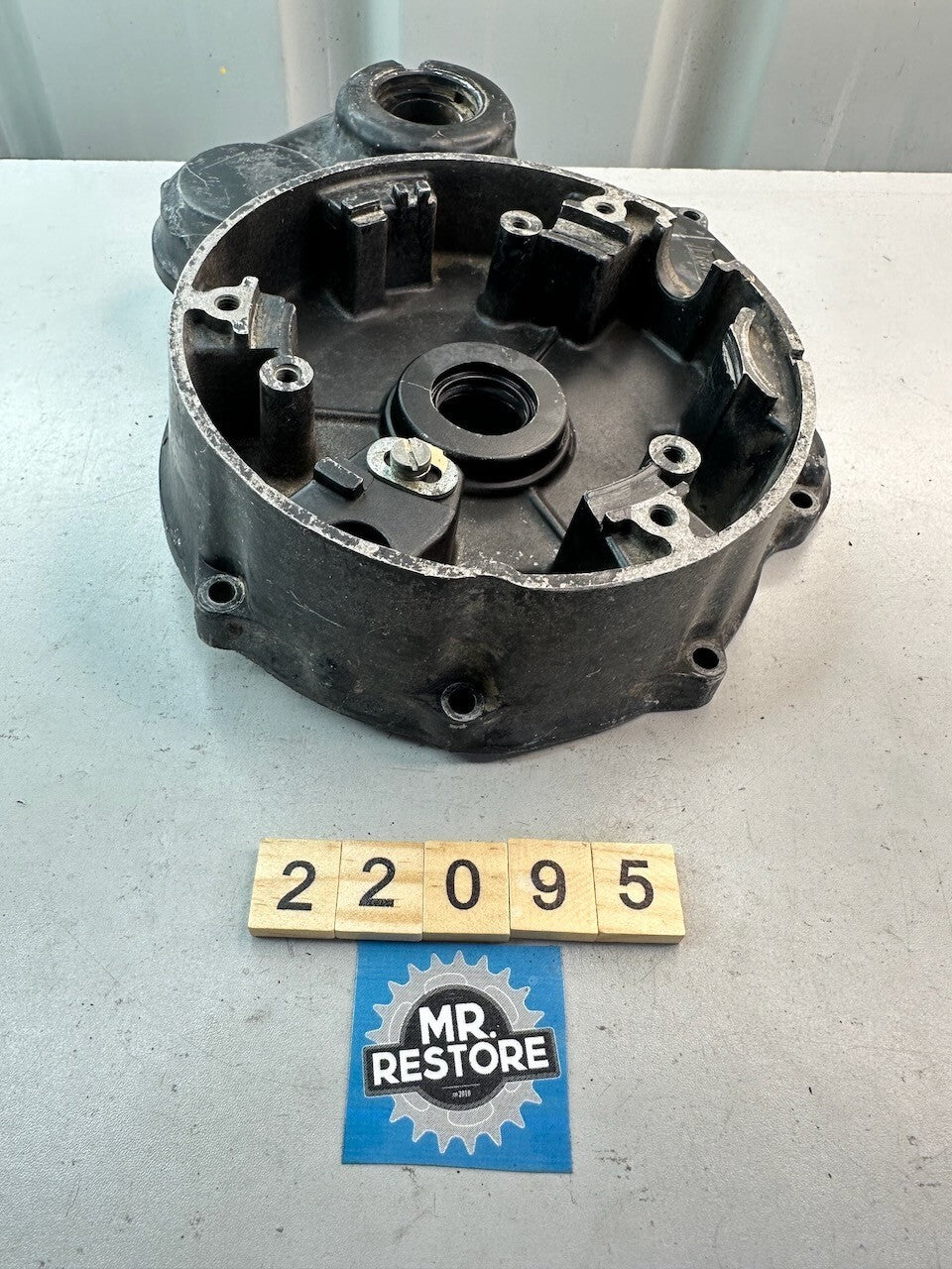 Yamaha XS750 1977-78 Left Crankcase Magneto Cover 1J7-15410-01