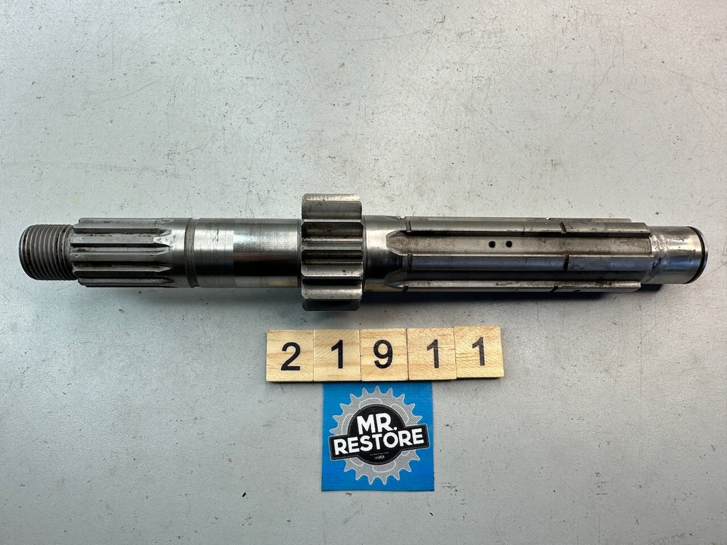 Kawasaki GPZ1100 Z1100 KZ1100 Z1000 KZ1000 Transmission Input Shaft 13127-1034