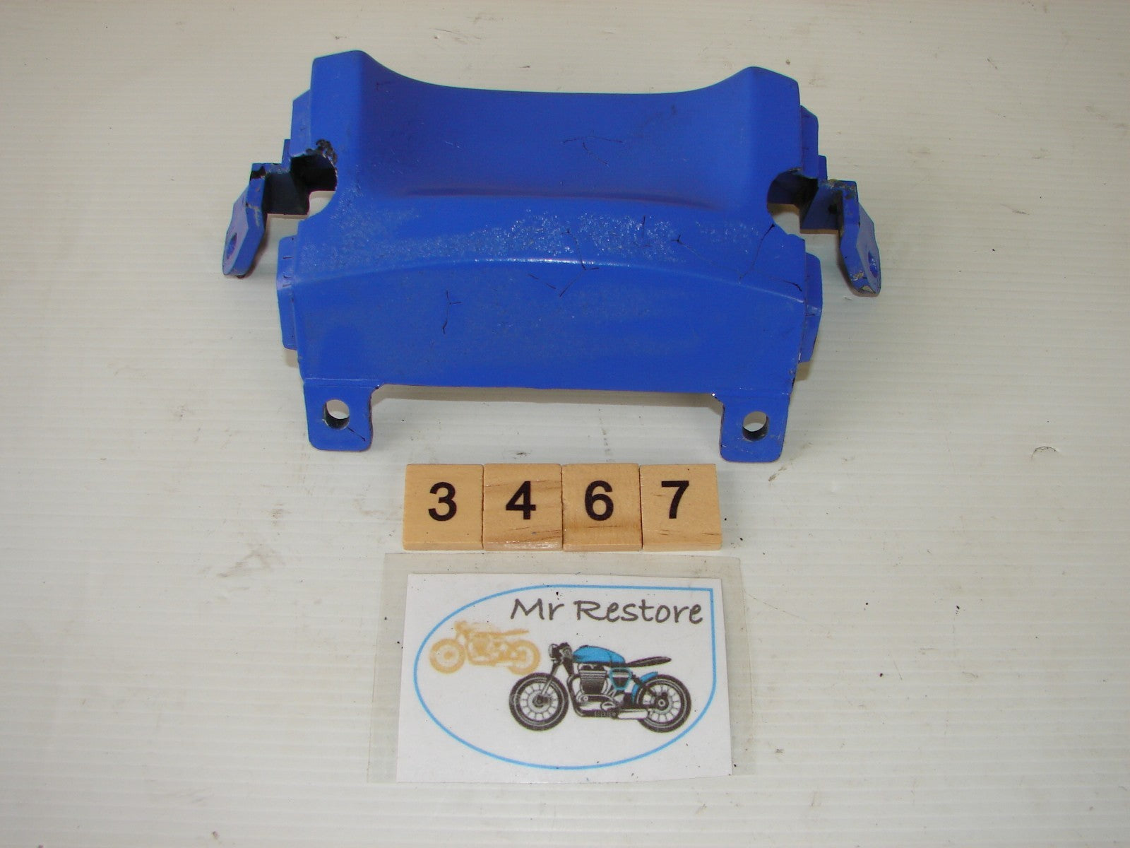 Kawasaki ZX750 tail centre fairing 14090-1233