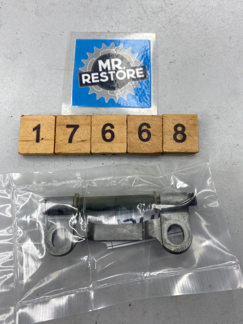 Honda GL1000 Goldwing 1976 Meter Bracket Stay 37120-371