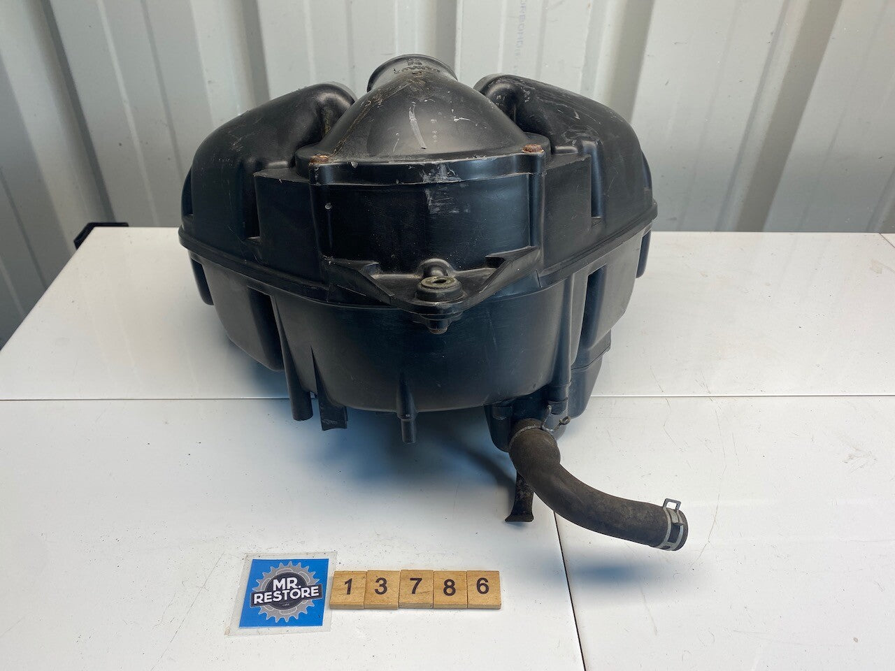 Yamaha XJ900S Diversion 4KM Air Cleaner Box 1995-2002 4KM-14401