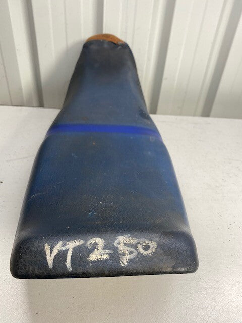 Honda VT250 Seat & Strap - 77200-KE8-0000